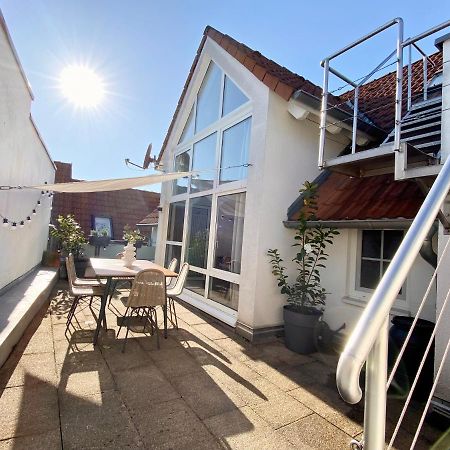 Ferienwohnung Kaiserblick Иринген Екстериор снимка